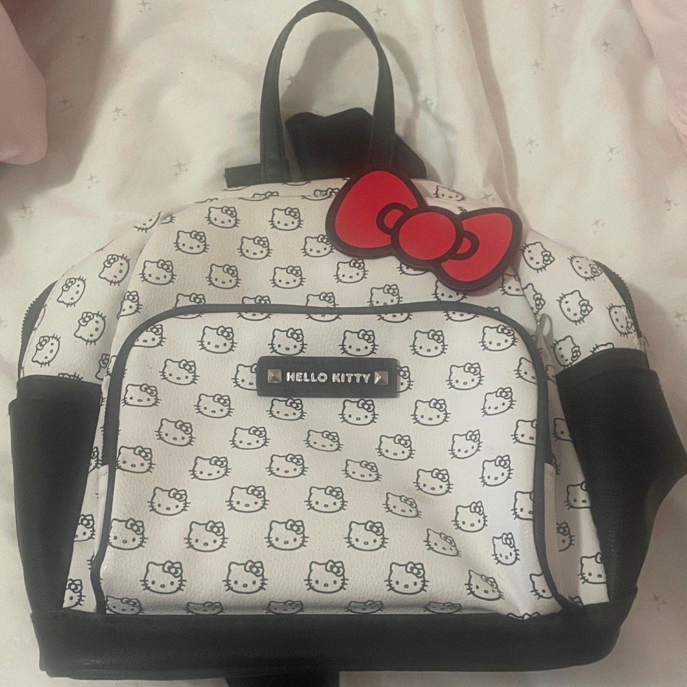 Hello Kitty Patterned Backpack with Red Bow - Picture 2 of 4